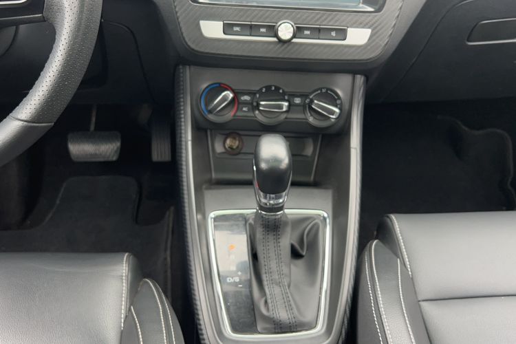 Used MG ZS 2018 1.5L Automatic Luxury Edition China V Standard