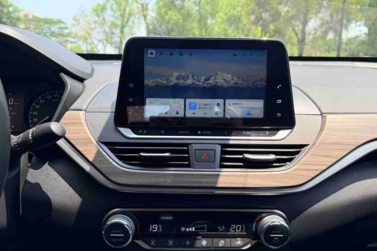 Used Nissan Teana 2021 2.0L XL Comfort Edition Interior 5