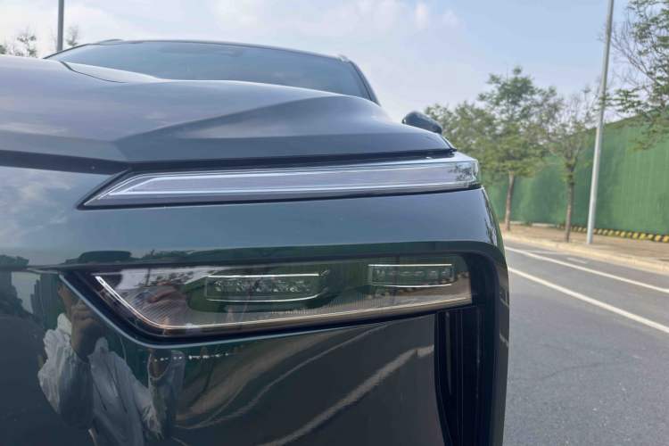 Used Wey Lanshan 2023 Four-Wheel Drive Ultra-Long Range Version Left Front Headlight