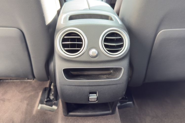 Used Mercedes-Benz GLC 2020 Facelifted GLC 260 L 4MATIC Dynamic Edition
