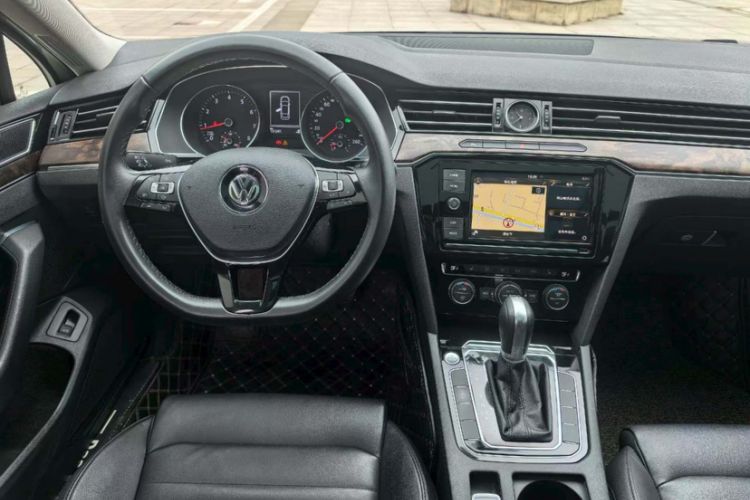 Used Volkswagen Magotan 2019 330TSI DSG Luxury Version China VI Standard