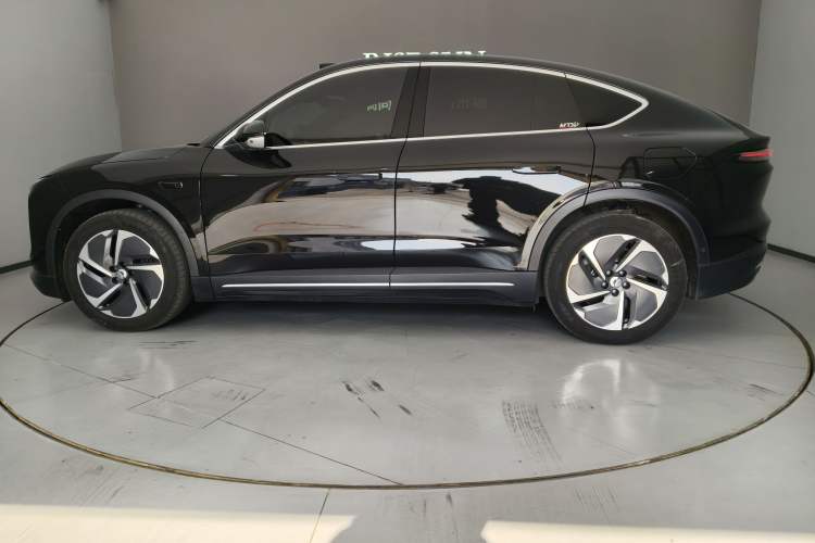 Used Nio EC6 2024 75 kWh Exterior 3