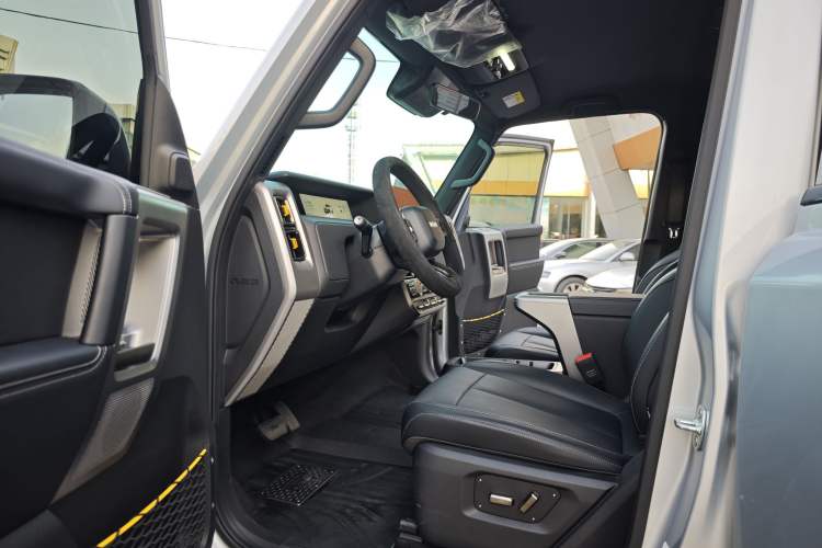 Used iCAR V23 2025 401 Two-Wheel Drive Intelligent Driving Version Interior 4