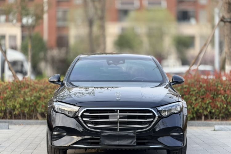 Used Mercedes-Benz E-Class 2024 E 260 L
