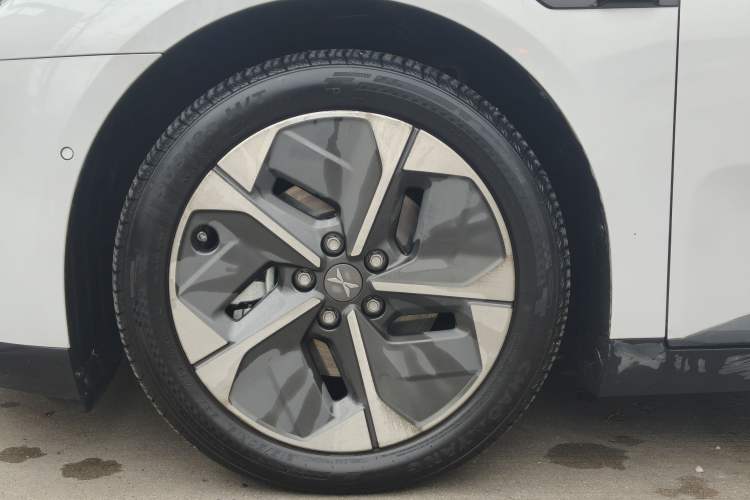 Used XPeng MONA M03 2024 620 with Ultra-Long Range
