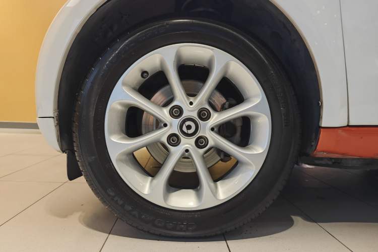 Used smart fortwo 2015 1.0L 52 kW hardtop Dynamic version