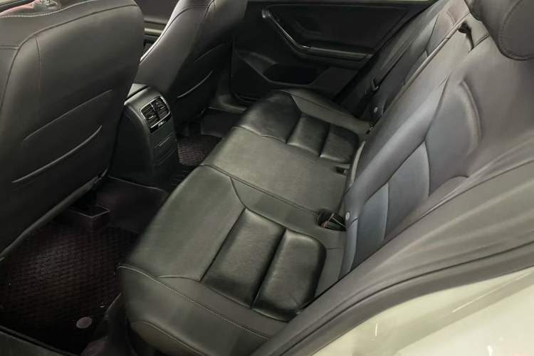 Used Volkswagen Sagitar 2018 280TSI DSG Comfort Model Interior 3