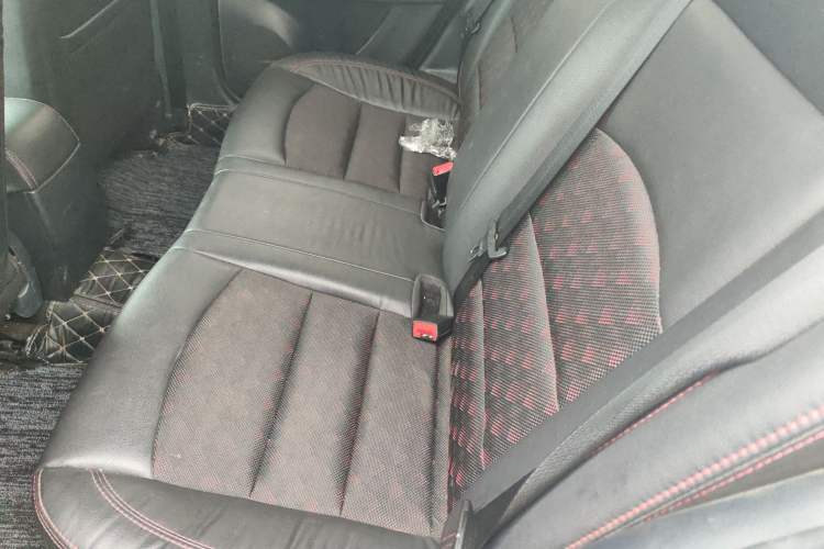 Used Haima Fumei 2017 1.6L Manual Luxury Model
