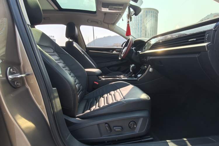 Used Volkswagen Passat 2019 330TSI Elite Edition China VI