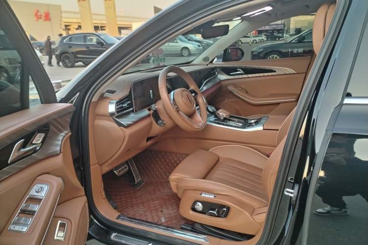 Used Hongqi H9 2023 2.0T Smart Connect Flagship Edition