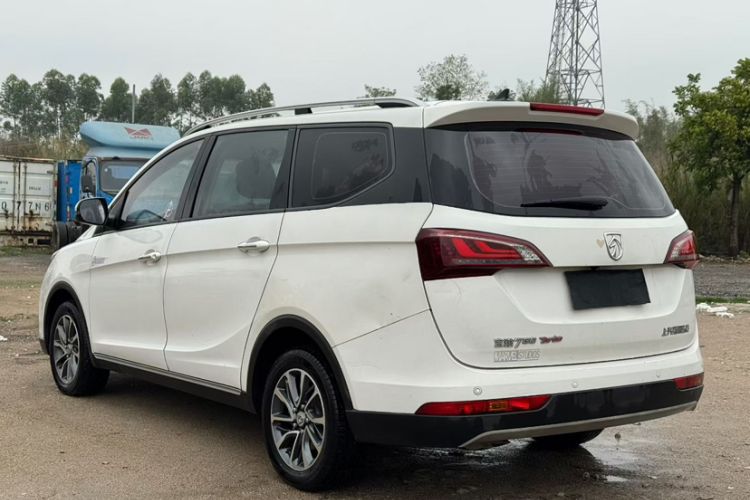 Used Baojun 730 2019 1.5T CVT Flagship Model 7 Seats China VI Emission Standard