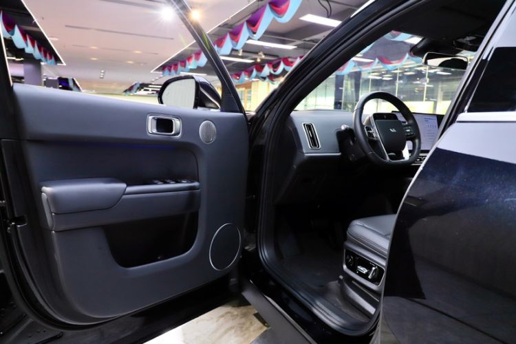 Used Li Auto L7 2024 Ultra Model
