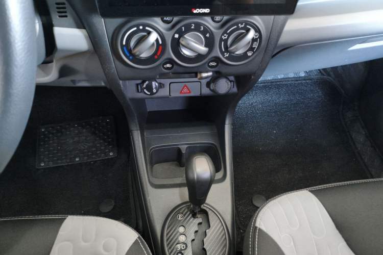 Used Suzuki Alto 2013 1.0L Automatic Luxury Model