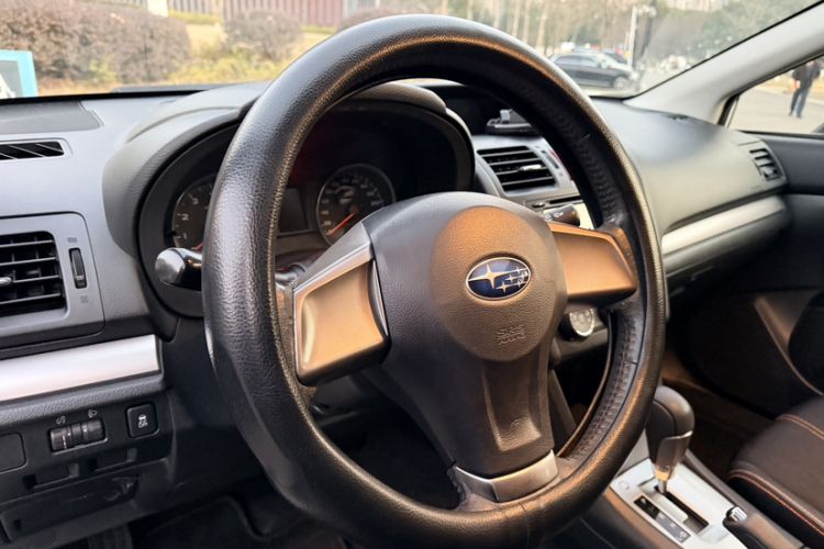 Used Subaru XV 2014 2.0i Comfort Edition
