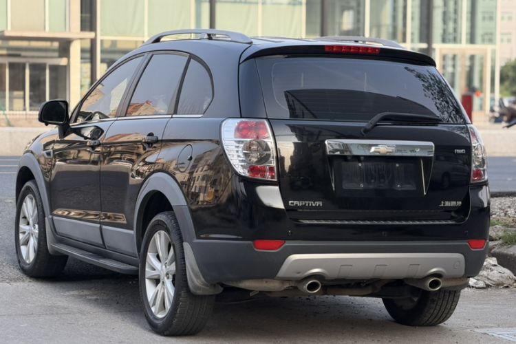 Used Chevrolet Captiva 2014 2.4L 4x4 Flagship Edition 7 Seats