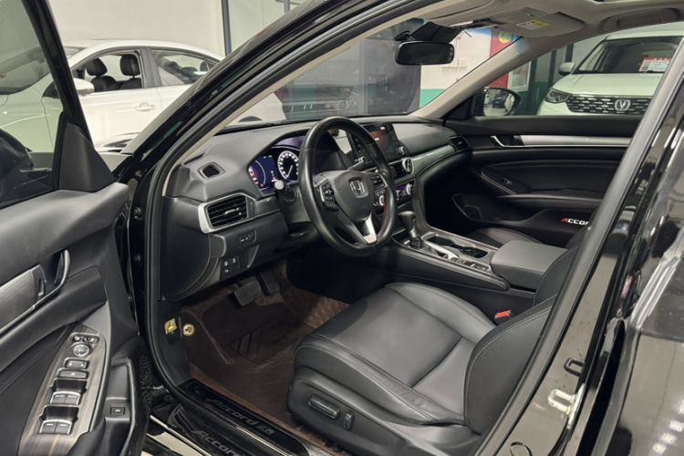 Used Honda Accord 2018 260TURBO Luxury Edition China VI Exterior 7