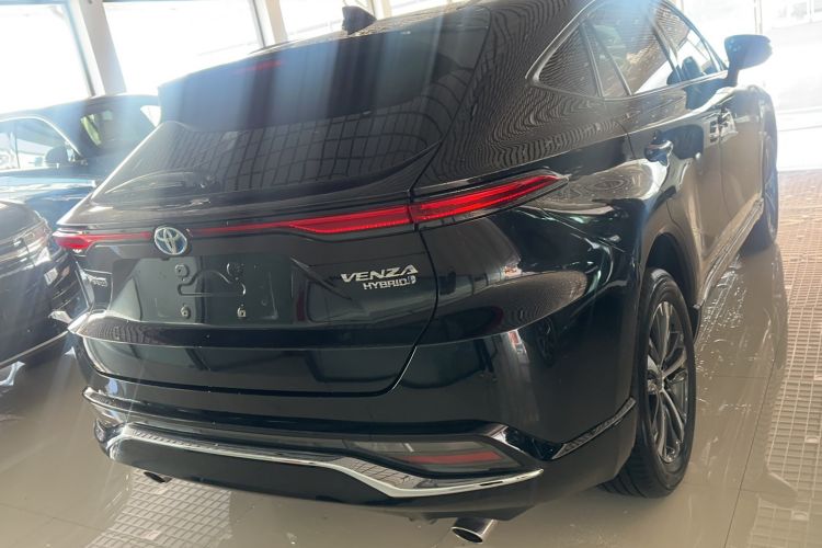 Used Toyota Venza 2022 Dual-Engine 2.5L CVT Two-Wheel Drive Luxury Edition Exterior 4