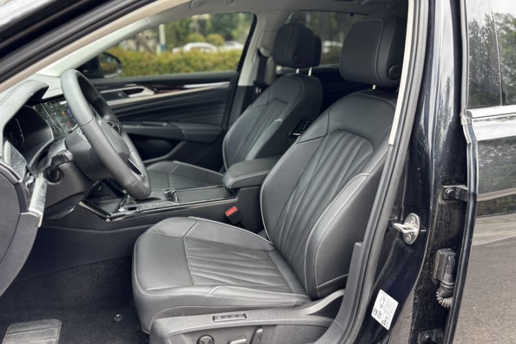 Used Volkswagen Passat 2022 330TSI Starry Luxury Edition
