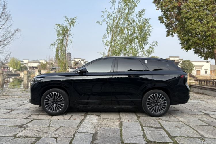 Used Chery Tiggo 9 2025 2.0T Dual-Clutch Two-Wheel Drive Luxury Edition 5 Seats
