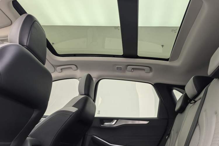 Used Ford Escape 2020 EcoBoost 245 Four-Wheel Drive Luxury Edition