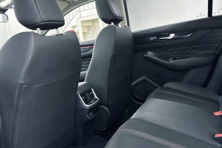 Used Dongfeng Aeolus Yixuan MAX 2023 1.5T Super-Powered Dad Edition Interior 7