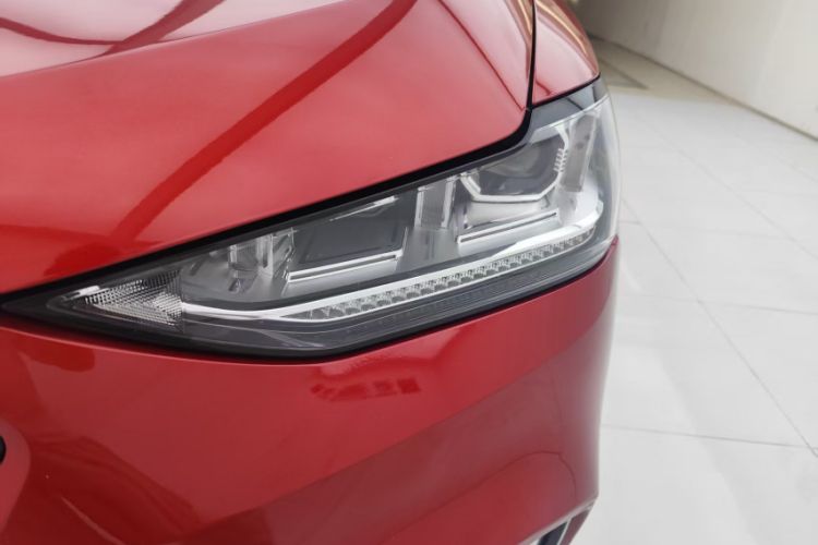 Used Wey VV6 2018 2.0T Two-Wheel Drive Flagship Version China V Standard
