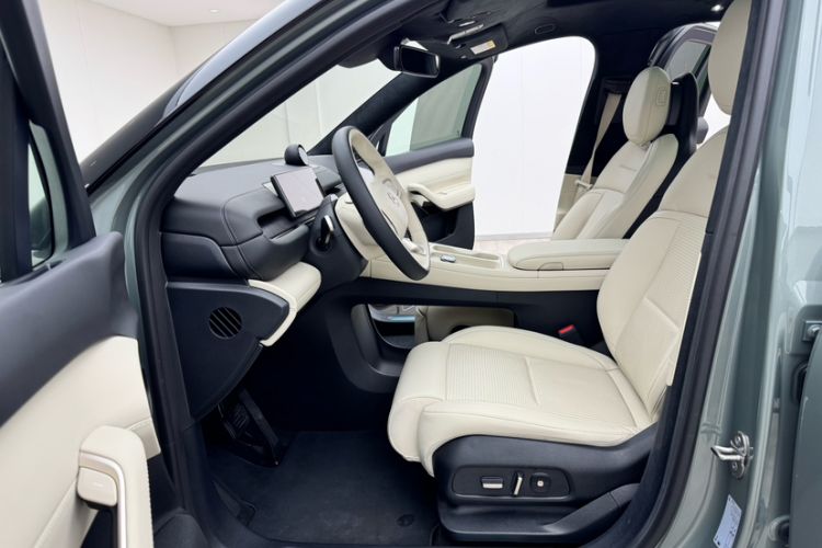 Used Nio ES6 2023 75 kWh Interior 6