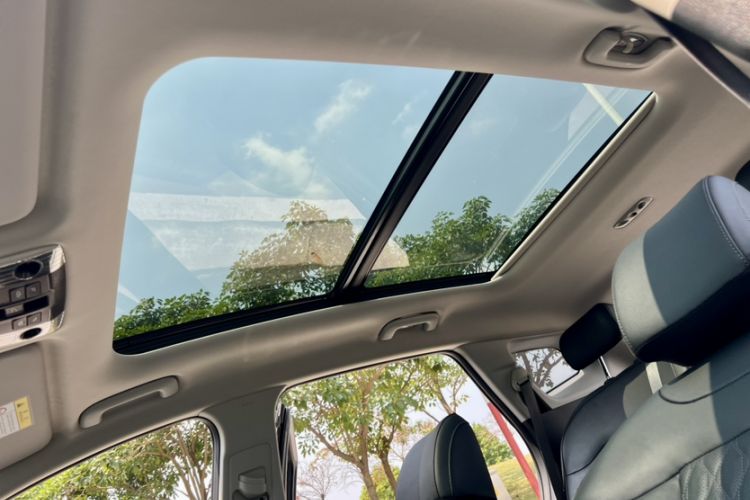 Used Kia Sportage (Chinese Domestic Model) 2023 2.0T Two-Wheel Drive Flagship Edition
