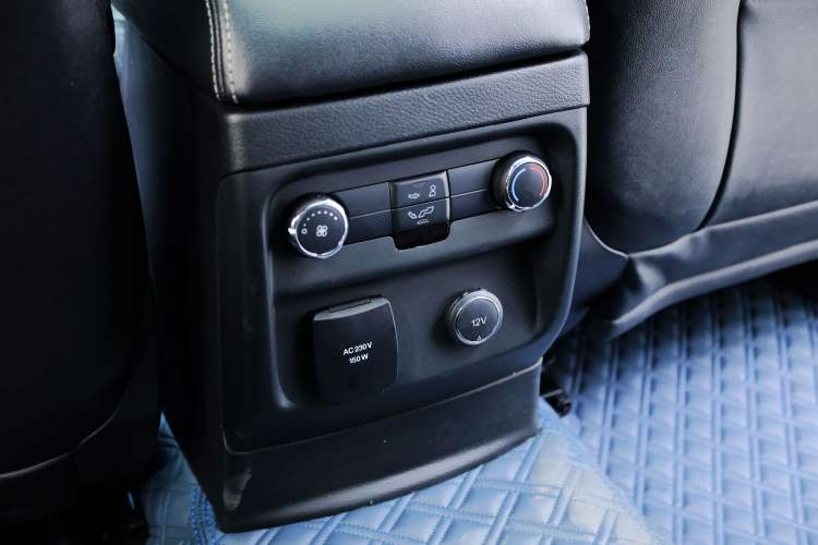 Used Ford Everest 2020 2.3T Gasoline Automatic 4x4 Flagship Edition 7 Seats