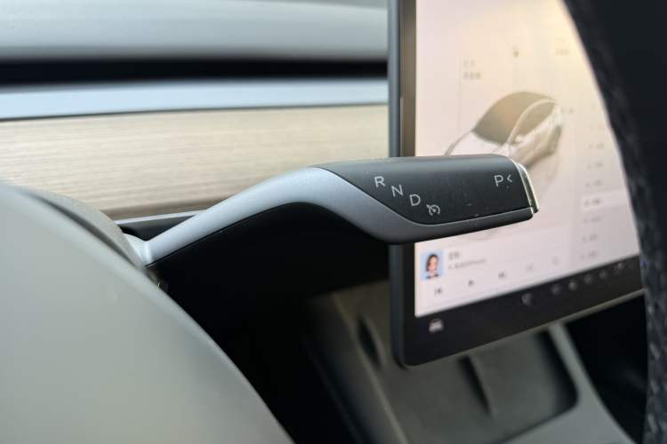 Used Tesla Model Y 2022 Revised Version Rear-Wheel Drive Interior 1