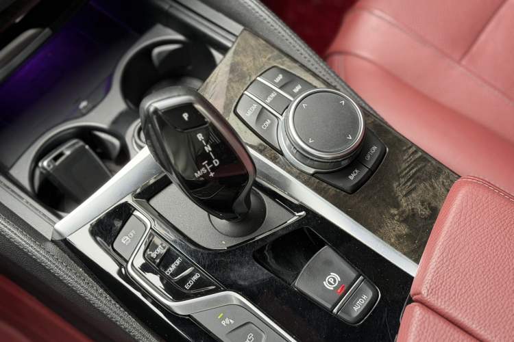 Used BMW 5 Series 2020 530Li Luxury Edition M Sport Package Interior 4