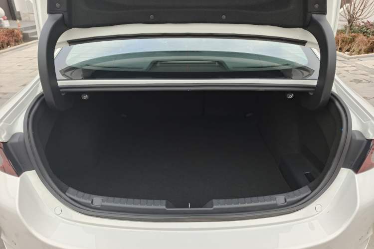 Used Mazda Mazda 3 Axela 2023 2.0L Automatic Zhiya Edition
