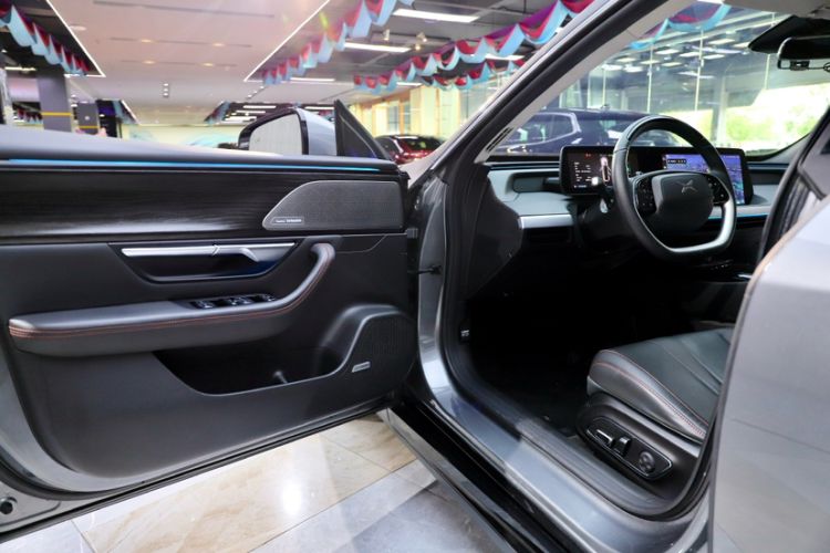 Used XPeng P7 2020 586N Interior 8