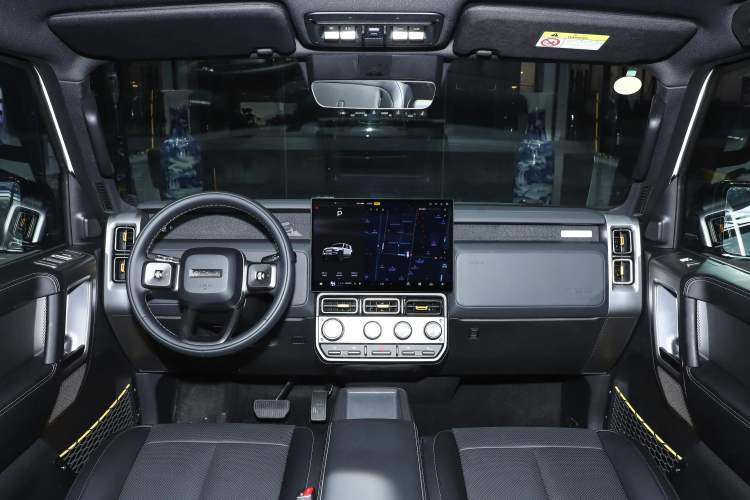 Used iCAR V23 2026 Model 401 Two-Wheel Drive Super Sports Edition Interior 3