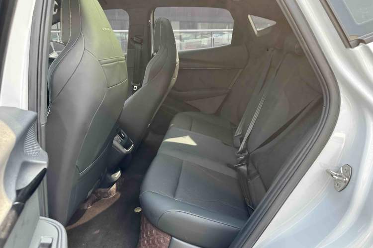 Used Volkswagen ID.UNYX 2024 Pro Long-Range Version