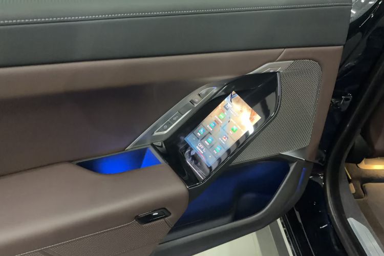 Used BMW 7 Series 2023 740Li Luxury Edition with Premium Package
