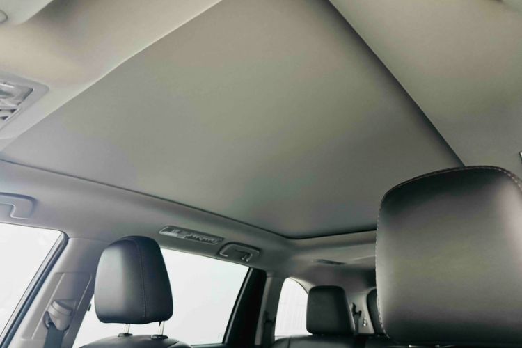 Used Toyota Highlander 2017 2.0T Four-Wheel Drive Ultimate Edition 7 Seats Headliner