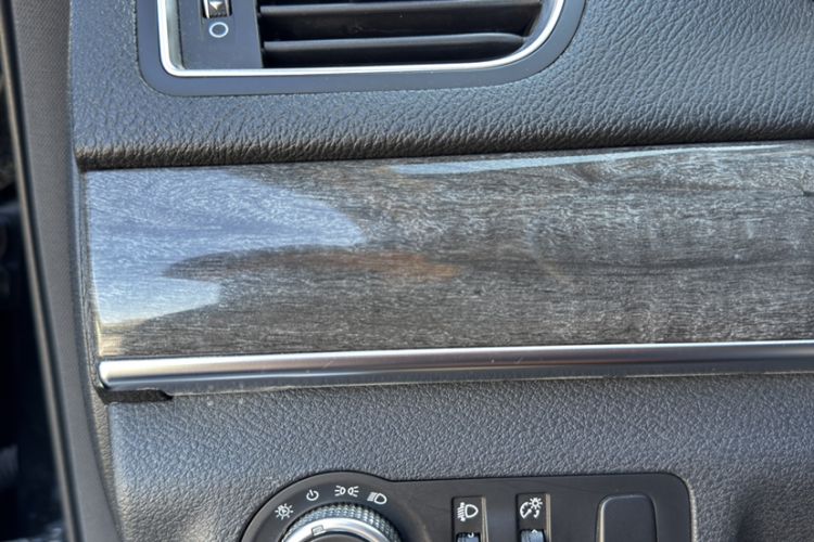 Used Haval H8 2015 2.0T Two-Wheel-Drive Standard Version
