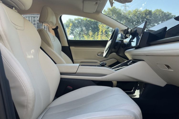 Used BYD Qin L 2024 DM-i 80KM Beyond Model