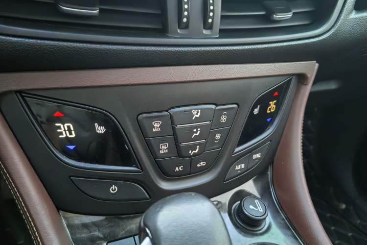 Used Buick Envision 2015 20T Two-Wheel-Drive Elite Model