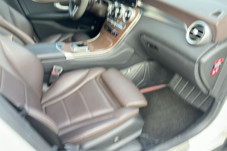 Used Mercedes-Benz GLC 2021 GLC 300 L 4MATIC Dynamic Model Interior 5