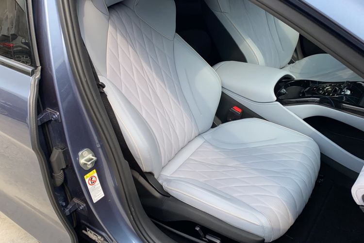 Used BYD Seal 2022 700 km Long-Range Rear-Wheel-Drive Version
