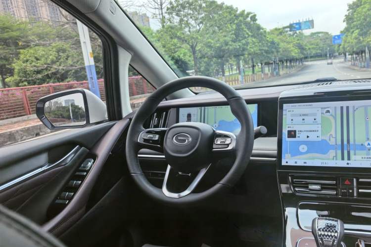 Used GAC Trumpchi M8 2024 Master Series 400T Prestige Edition Interior 1