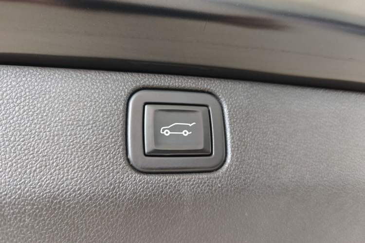 Used Buick Enclave 2020 28T Two-Wheel Drive Prestige Version