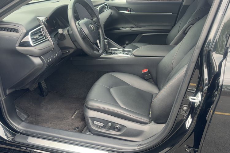 Used Toyota Camry 2021 Dual-Motor 2.5HG Luxury Edition Left Front Seat