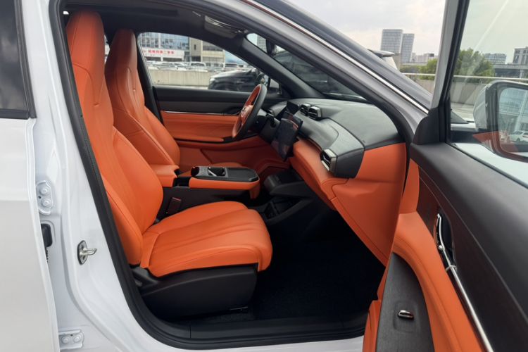 Used Dongfeng Aeolus L7 New Energy 2025 205 Ultra-Long Range Indulgence Version Right Front Seat