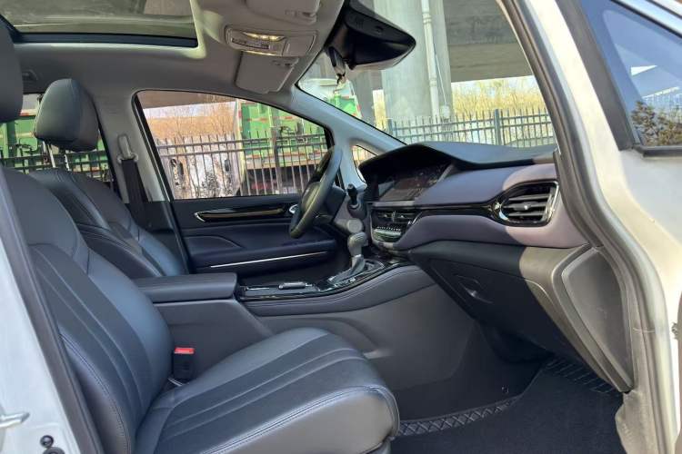 Used GAC Trumpchi M6 2024 MAX 270T WDCT Luxury Edition