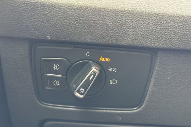 Used Volkswagen Variant 2017 380TSI Four-Wheel Drive Trail Edition
