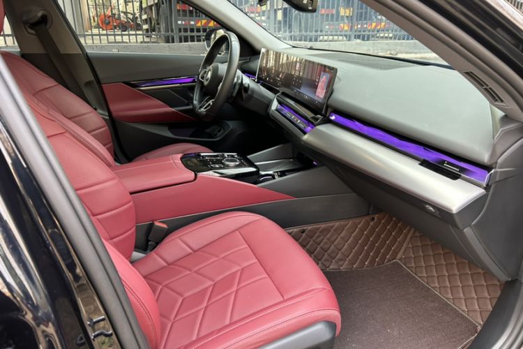 Used BMW 5 Series 2024 530Li Leading Model M Sport Package Interior 7