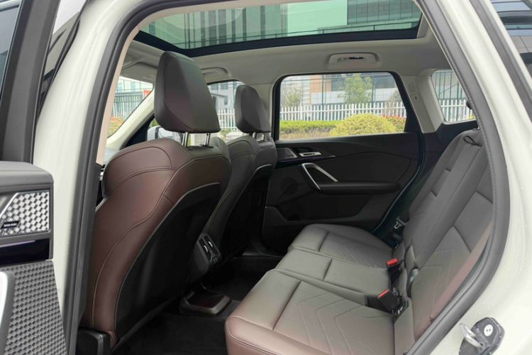 Used BMW X1 2024 sDrive25Li X Design Package Interior 5